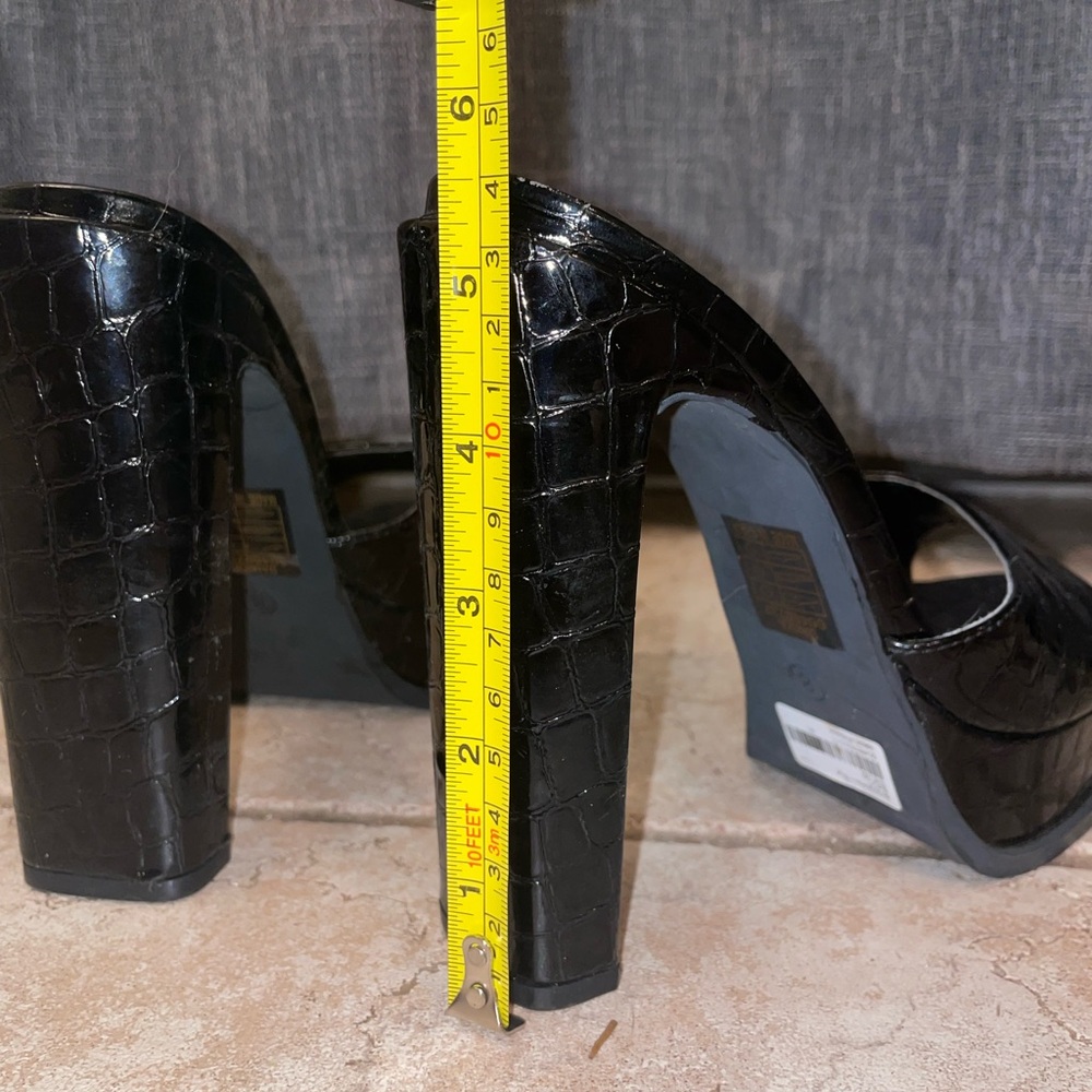 SO ME ✨ Elegant Black Women's Platform Heels - Picture 2 of 6